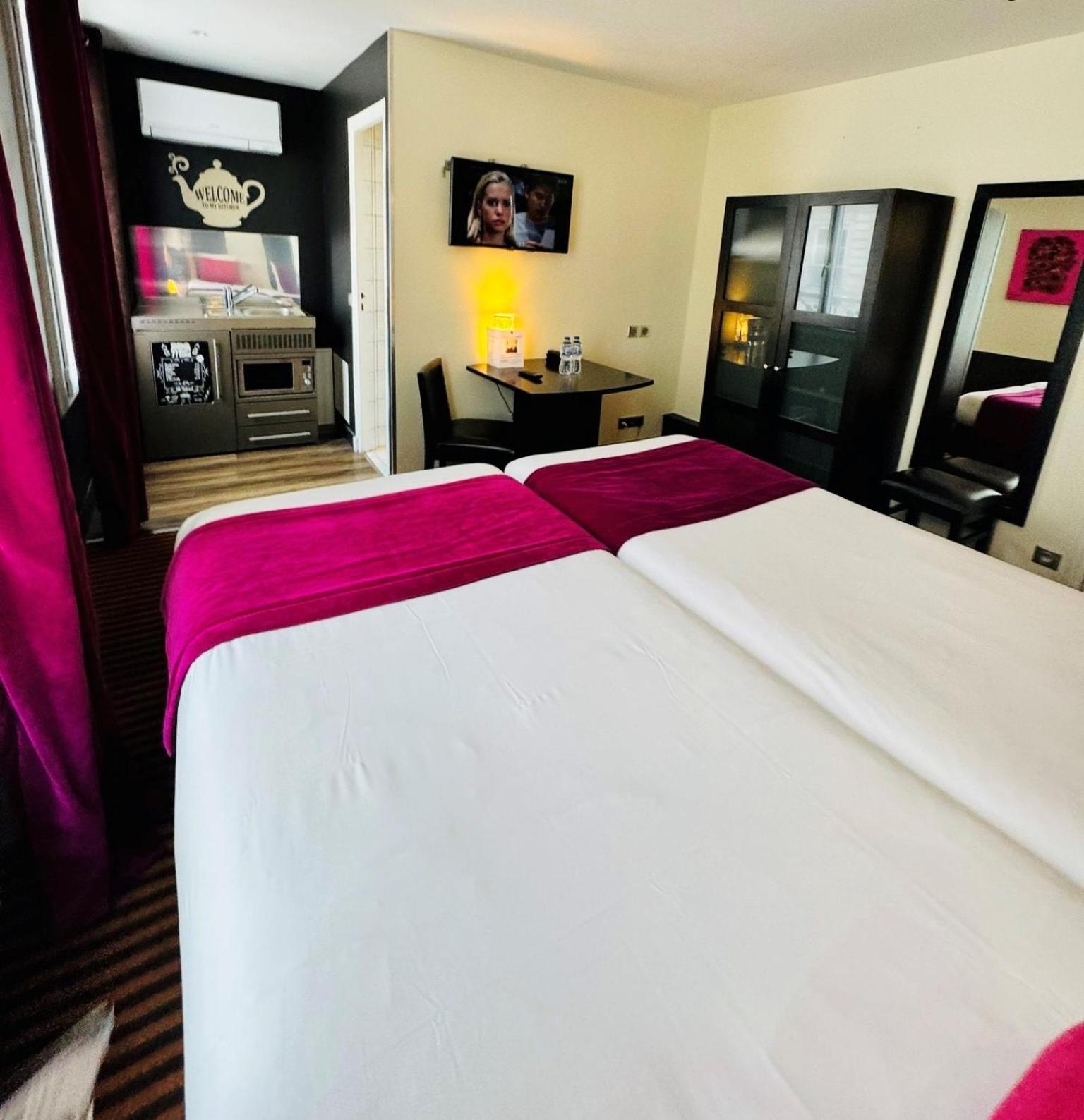แป็กซ์ โอเปรา โฮเทล Hotel ปารีส ภายนอก รูปภาพ